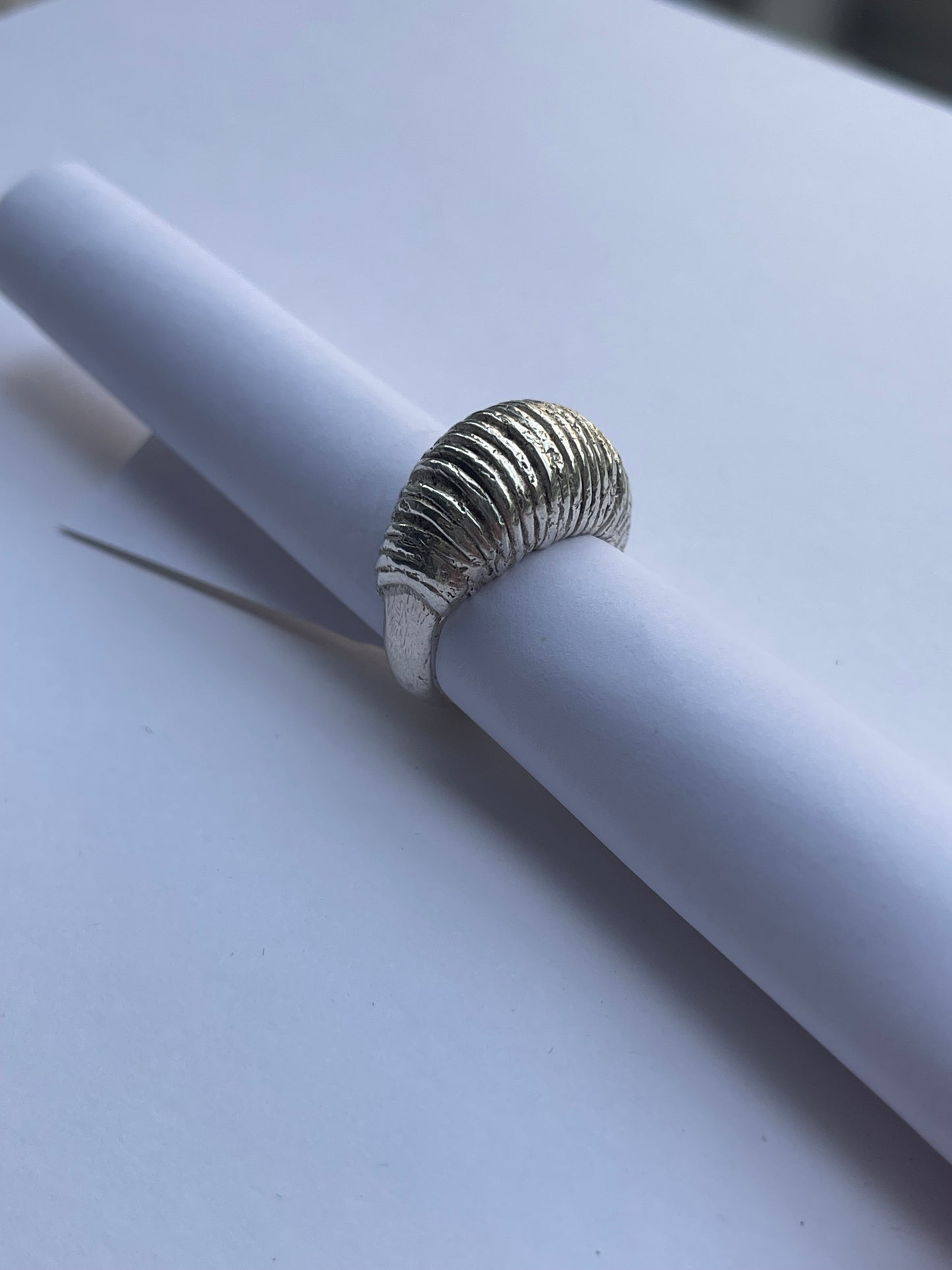 Etty ring