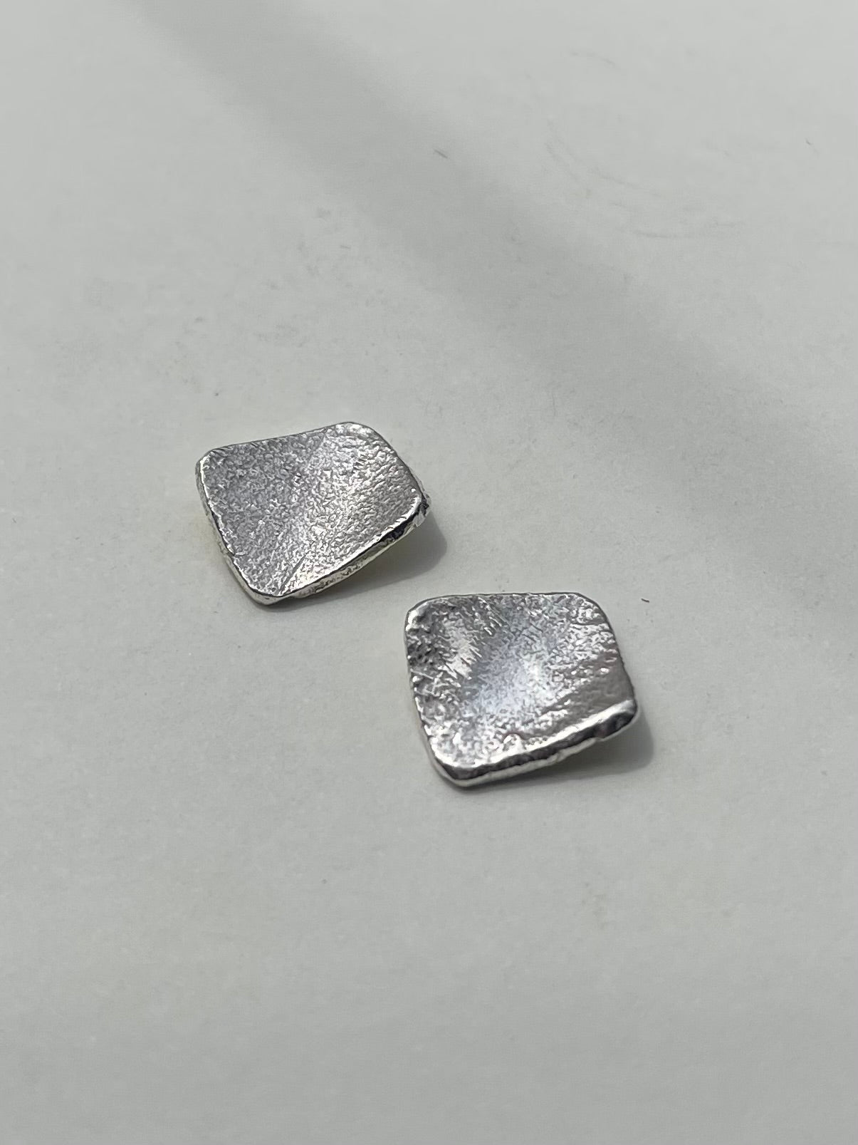 Square earrings