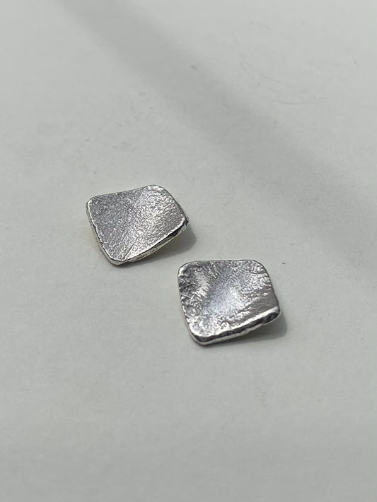 Square earrings