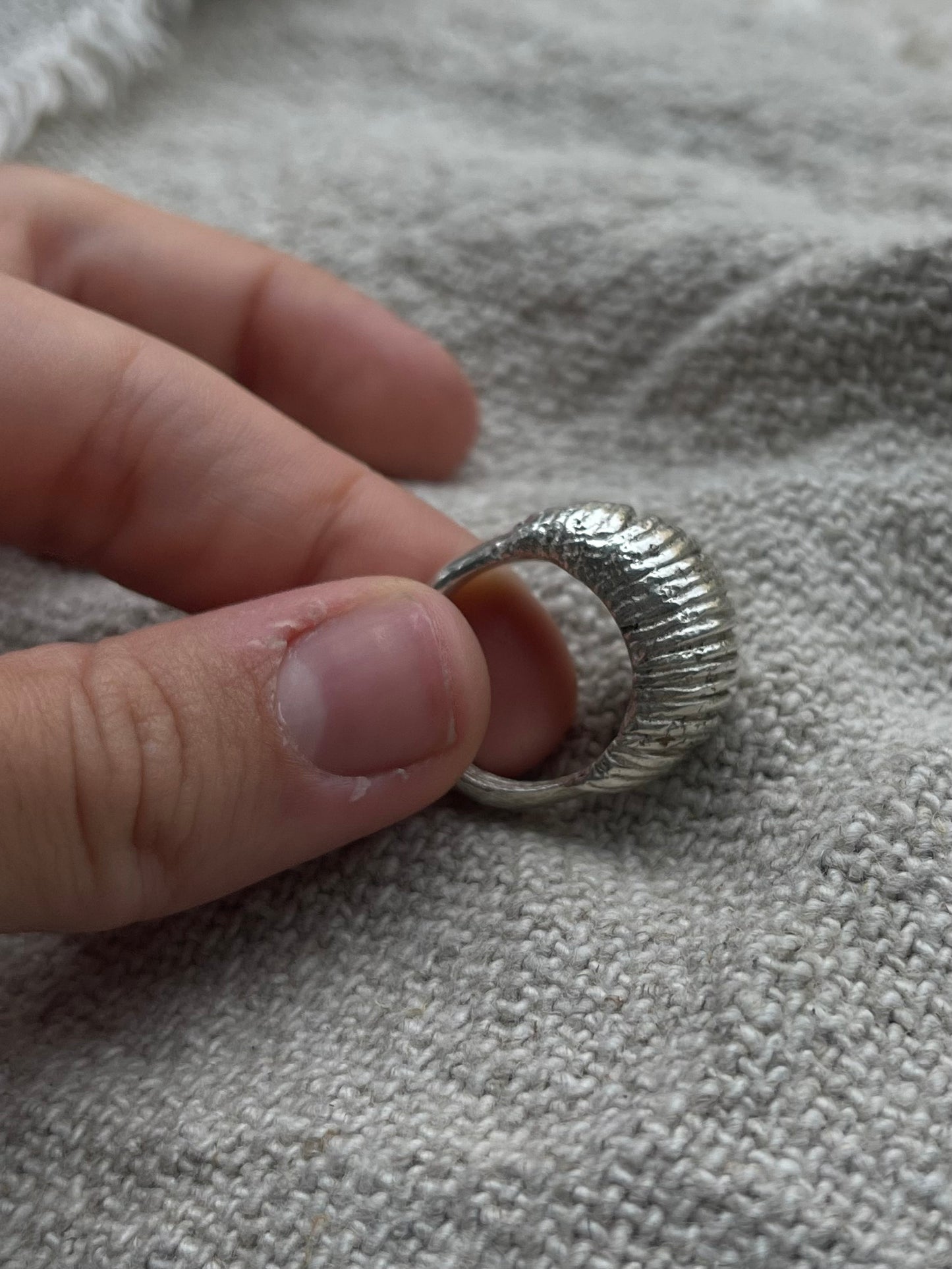 Etty ring