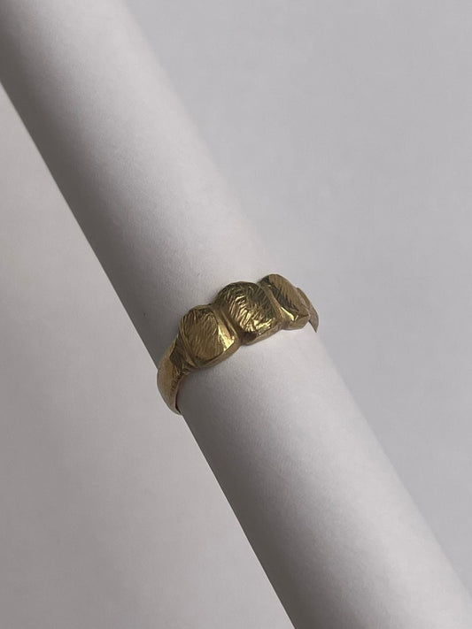 Hiba ring